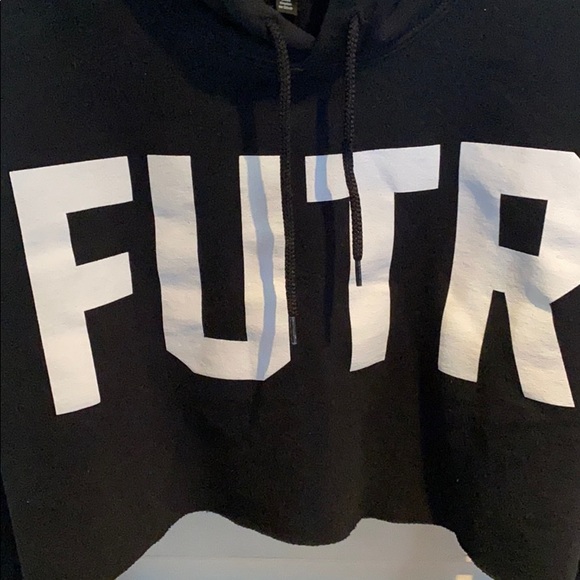 Cropped Hoodie - Picture 4 of 4